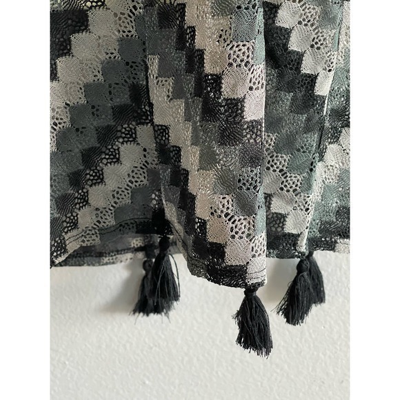 Black and Gray Crochet Cover Up Dress No Labels No Tags Size M‎ - Picture 5 of 5